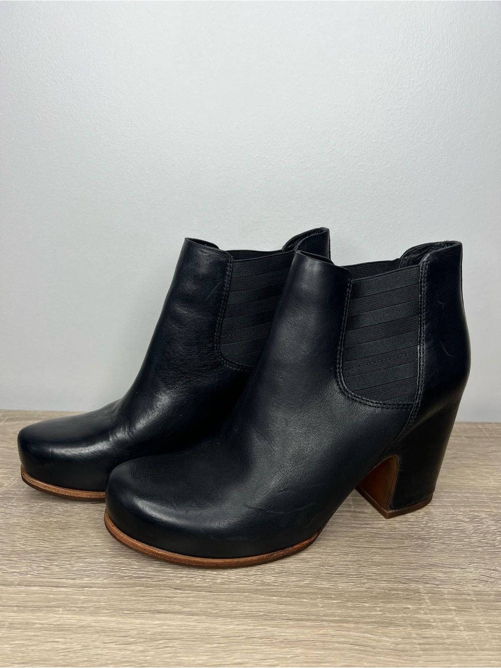 Kork-Ease Shirome Black Nero Leather Ankle Boots Womens 9M Chelsea Block Heel